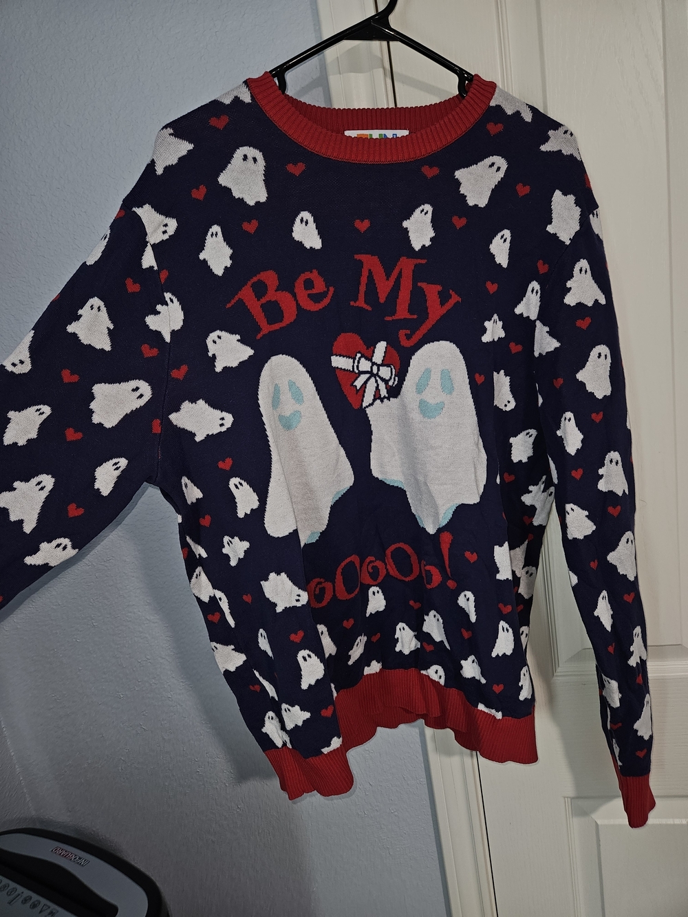 Be My Boo Halloween Ghost Graphic Sweater - Size Large